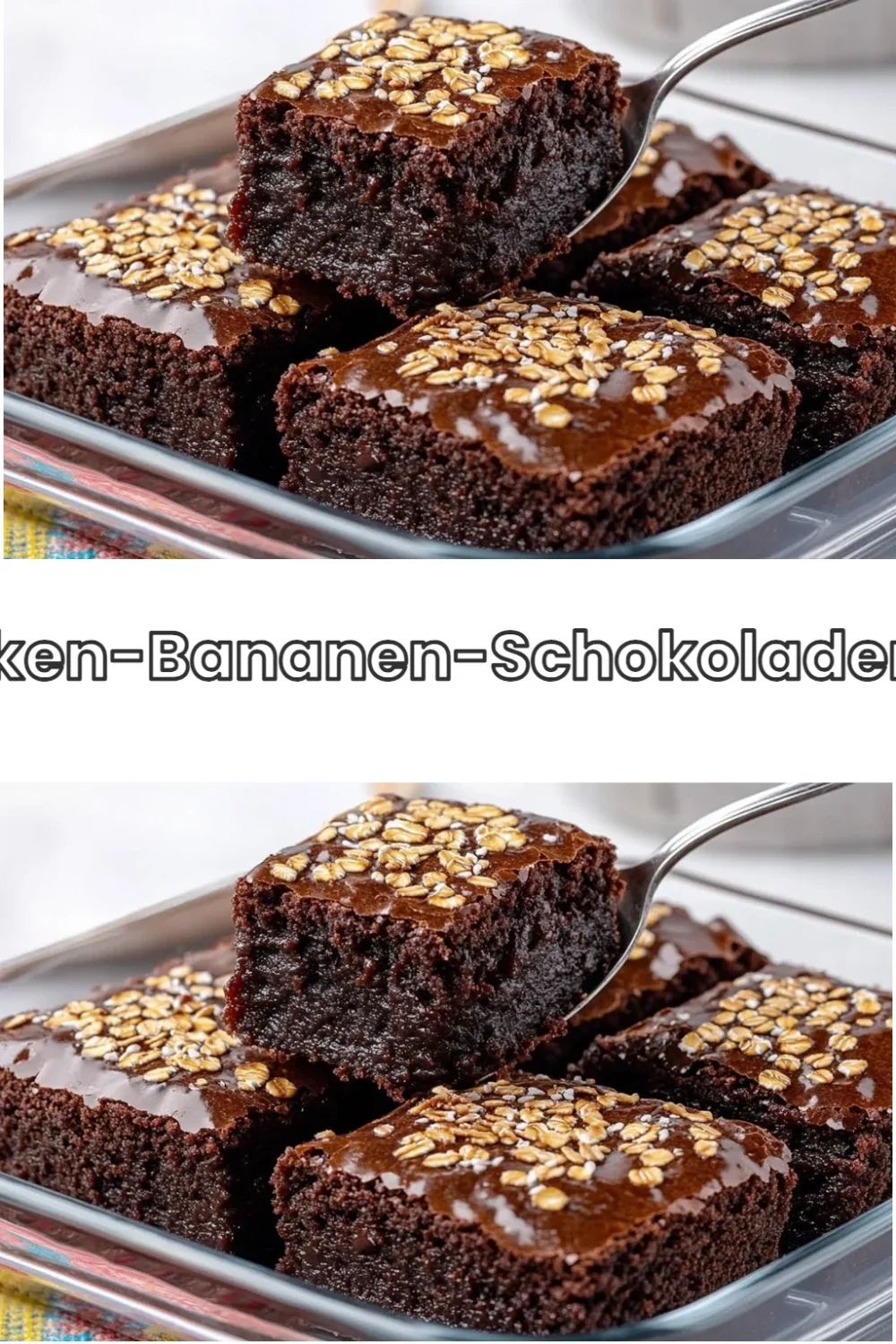 Haferflocken-Bananen-Schokoladen-Auflauf auf einem Teller angerichtet