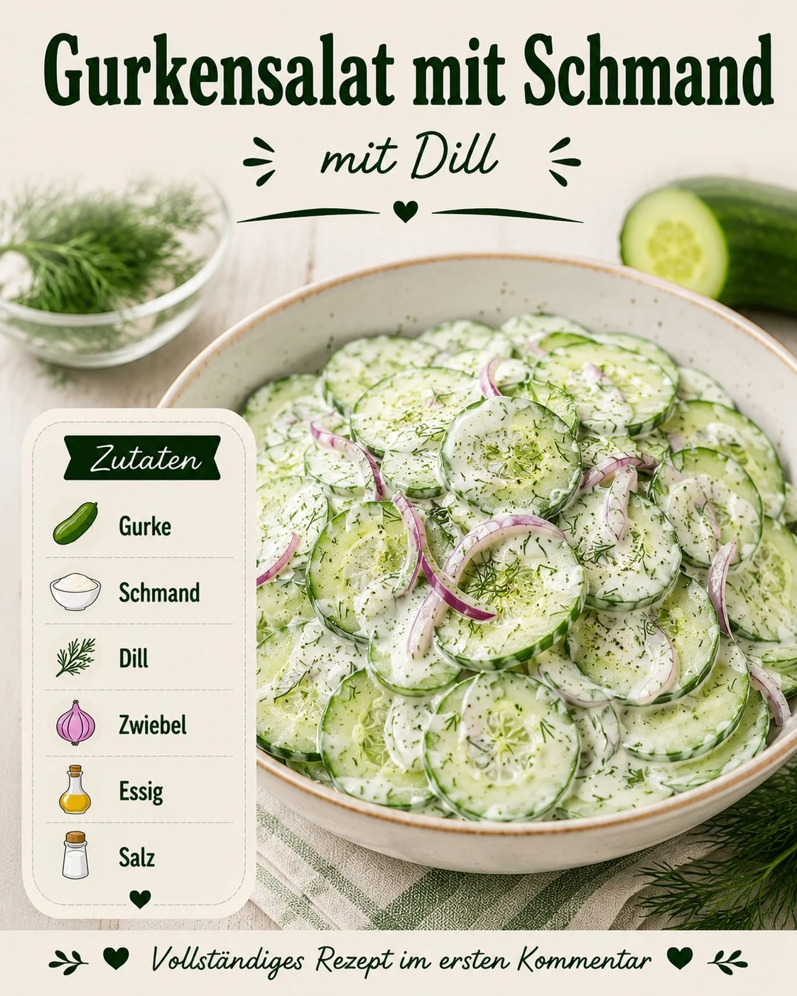 Gurken­salat mit Schmand und Dill auf einem Teller serviert